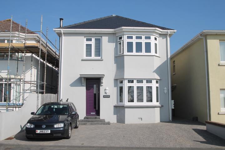 2 bed property in Hythe Road, Ashford